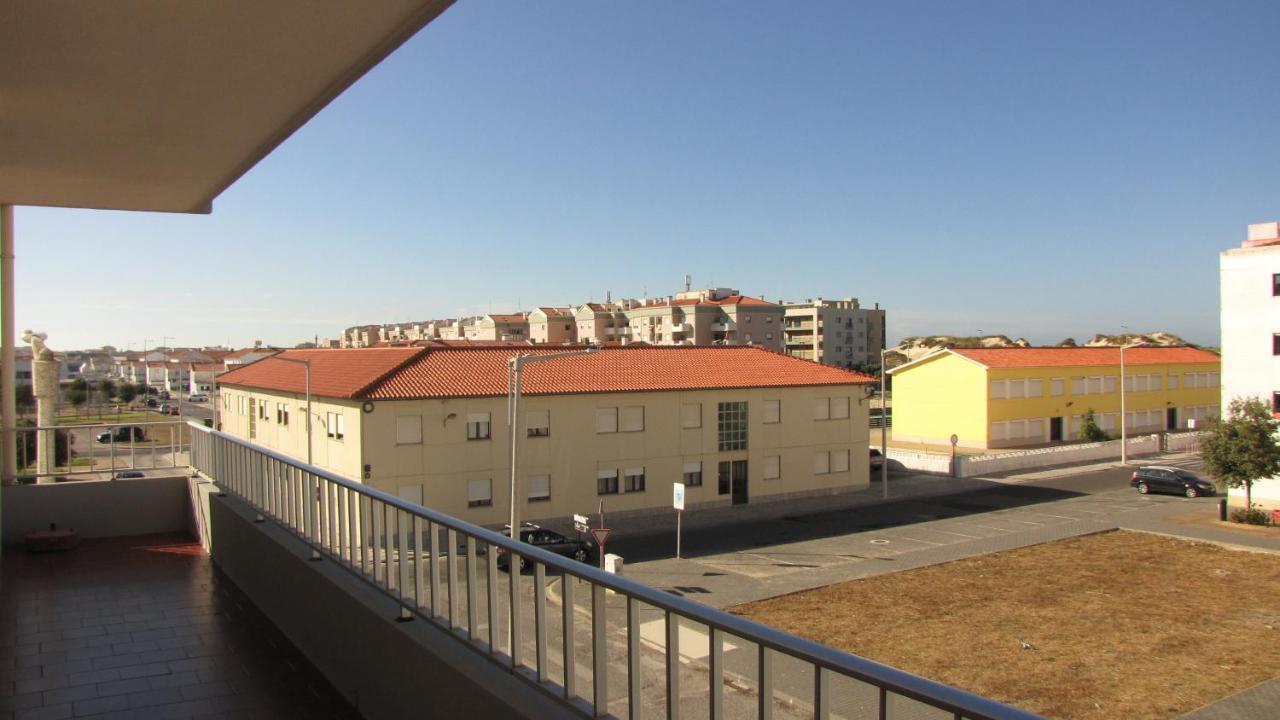 Peniche Waves Apartment Exterior photo